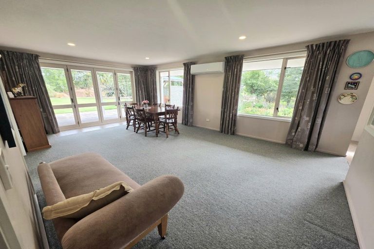 Photo of property in 374 Airedale Road, Weston, Oamaru, 9492