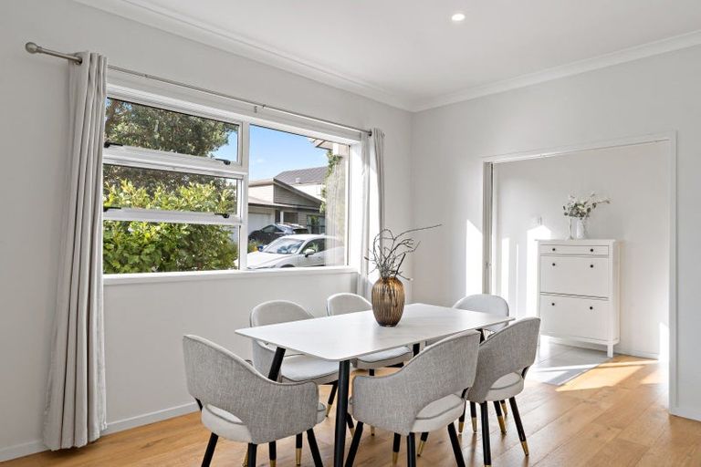 Photo of property in 7 Waiarohia Place, Hobsonville, Auckland, 0616