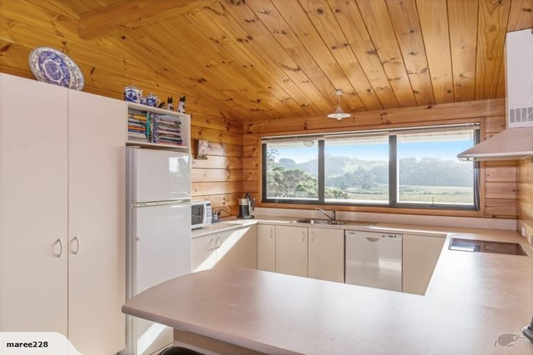 Photo of property in 250 Ridge Road, Mahurangi East, Warkworth, 0982