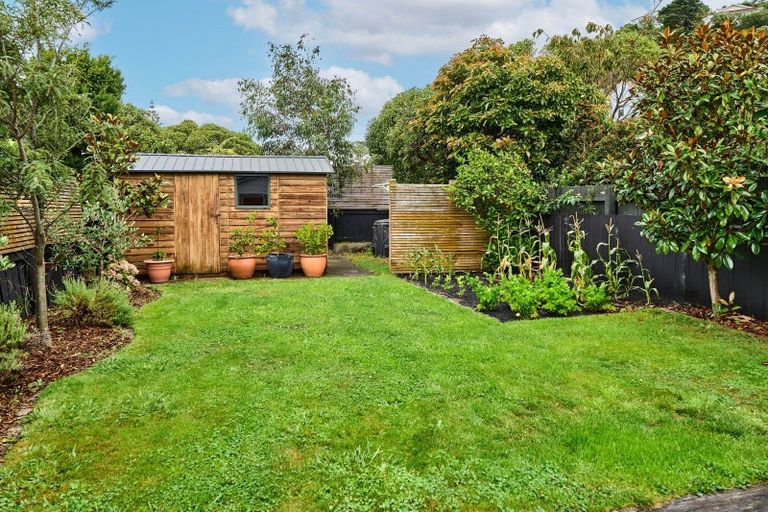 Photo of property in 19 Cockburn Street, Kilbirnie, Wellington, 6022