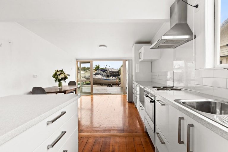 Photo of property in 55 Nelson Crescent, Napier South, Napier, 4110