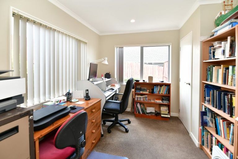 Photo of property in 9 Fingal Way, Gulf Harbour, Whangaparaoa, 0930