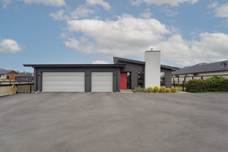Photo of property in 88 Weston Road, Weston, Oamaru, 9401
