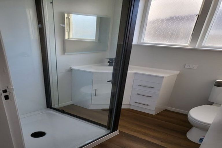 Photo of property in 4a Ngahina Street, Paraparaumu, 5032