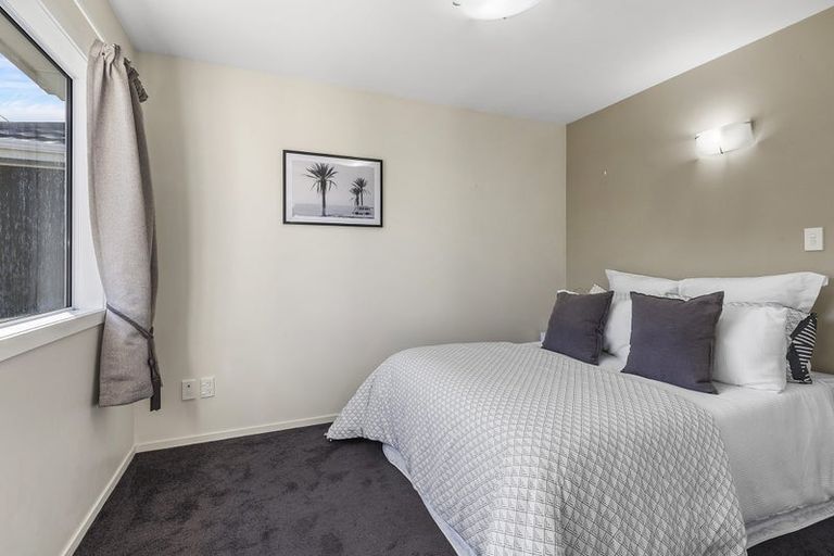 Photo of property in 4 Melville Street, Tawa, Wellington, 5028