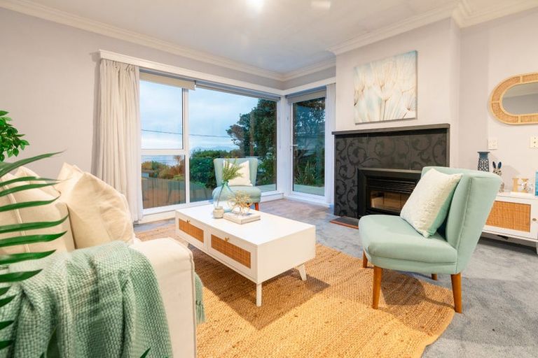 Photo of property in 77 The Parade, Paekakariki, 5034