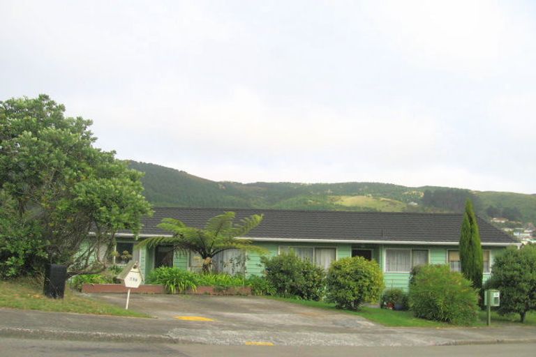 Photo of property in 11a Florio Terrace, Tawa, Wellington, 5028