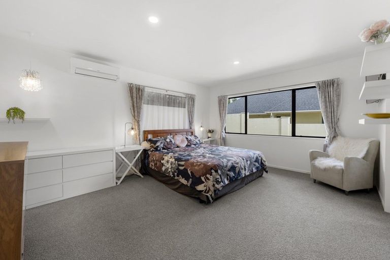 Photo of property in 316 Lake Terrace, Two Mile Bay, Taupo, 3330