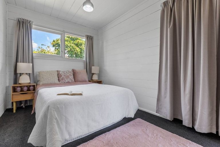 Photo of property in 14a Woodleigh Street, Frankleigh Park, New Plymouth, 4310