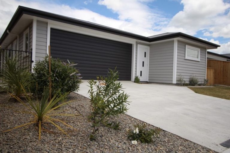 Photo of property in 13 Sutherland Crescent, Westbrook, Palmerston North, 4412