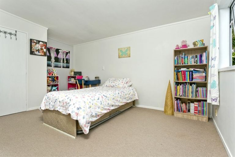 Photo of property in 13 Hillcrest Road, Hatfields Beach, Orewa, 0931