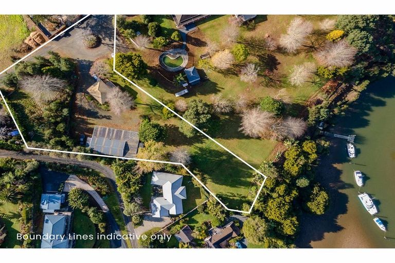 Photo of property in 6 Lensvelt Lane, Kerikeri, 0230