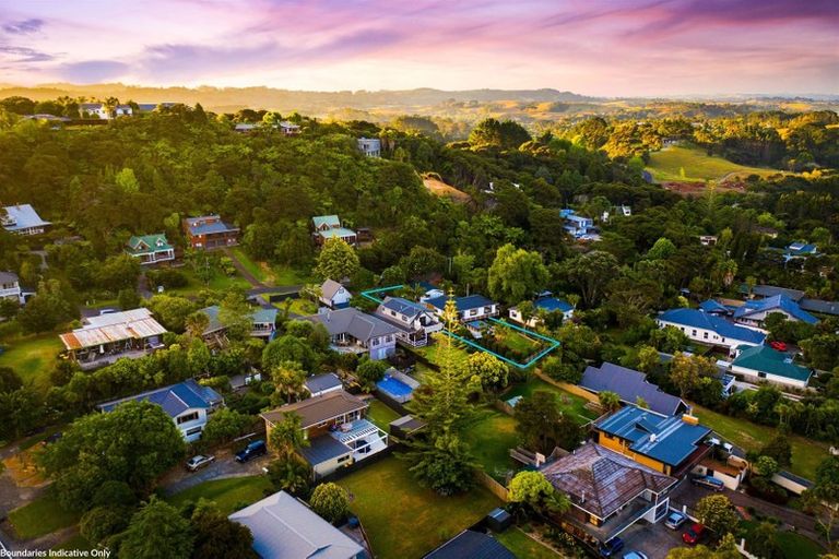 Photo of property in 9 Rangimarie Road, Swanson, Auckland, 0816