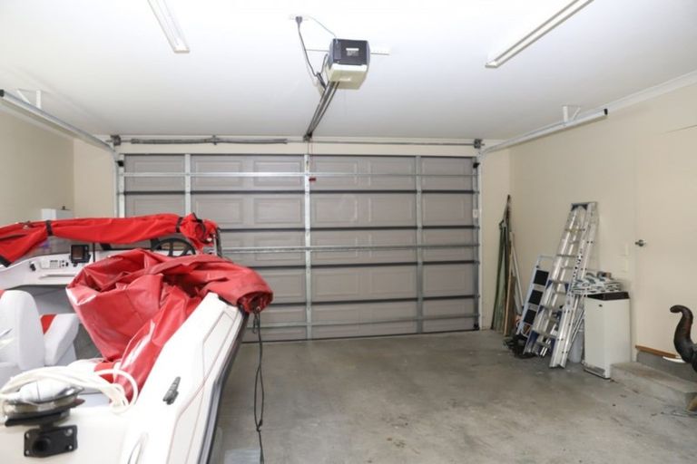 Photo of property in 173 Parekaawa Drive, Motuoapa, 3382