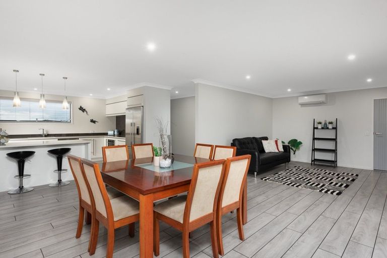 Photo of property in 2 Greystone Place, Omokoroa, 3114