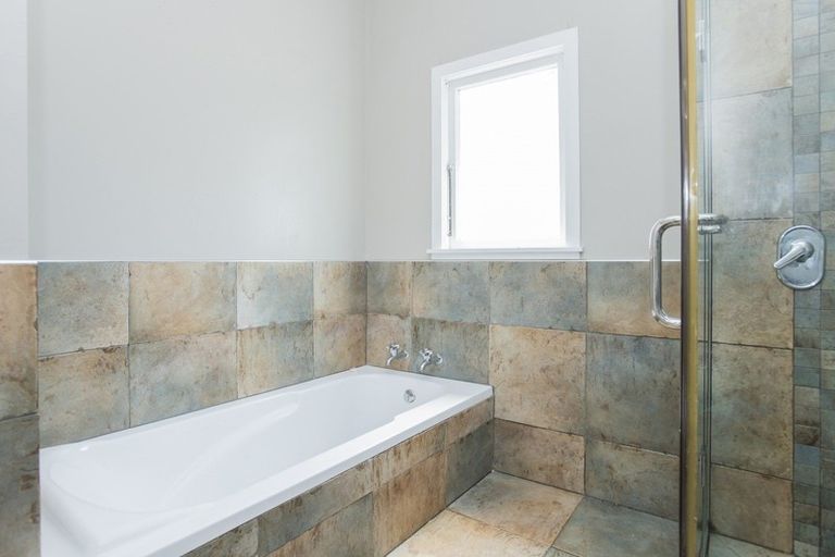 Photo of property in 385 Clifford Street, Mangapapa, Gisborne, 4010