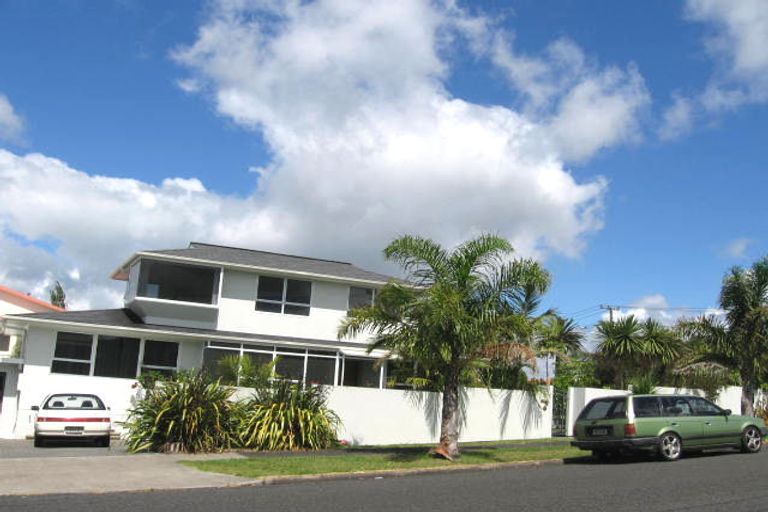 Photo of property in 1a Prospect Terrace, Milford, Auckland, 0620