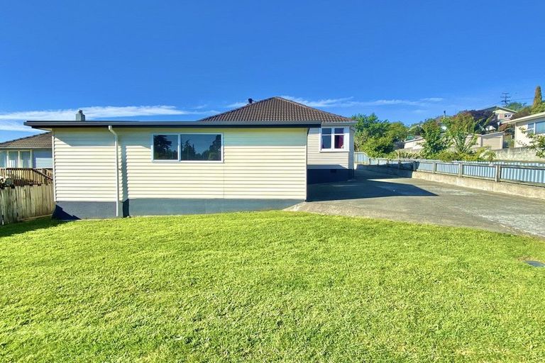 Photo of property in 39 Marsden Road, Stoke, Nelson, 7011