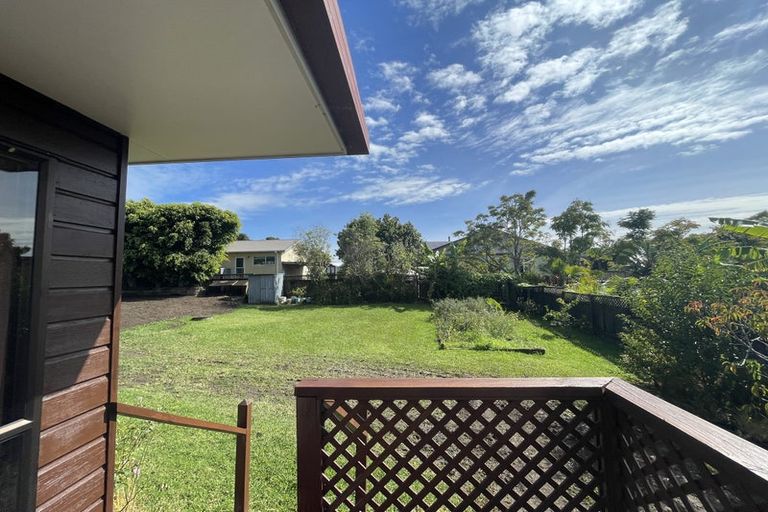 Photo of property in 6 Shiloh Way, Greenhithe, Auckland, 0632