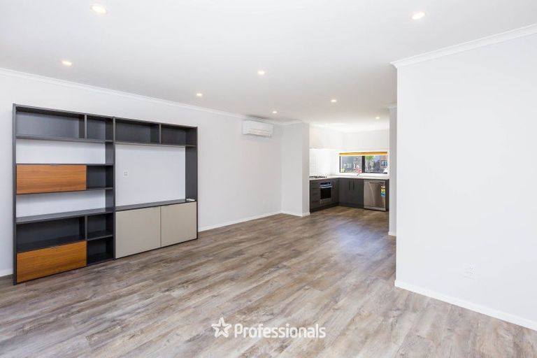 Photo of property in 18 Betty Boyes Street, Wallaceville, Upper Hutt, 5018