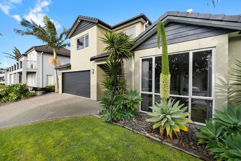 Photo of property in 42 Aberley Road, Schnapper Rock, Auckland, 0632
