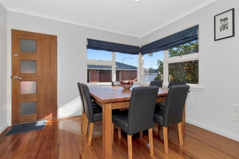 Photo of property in 43 Seddon Street, Rangiora, 7400