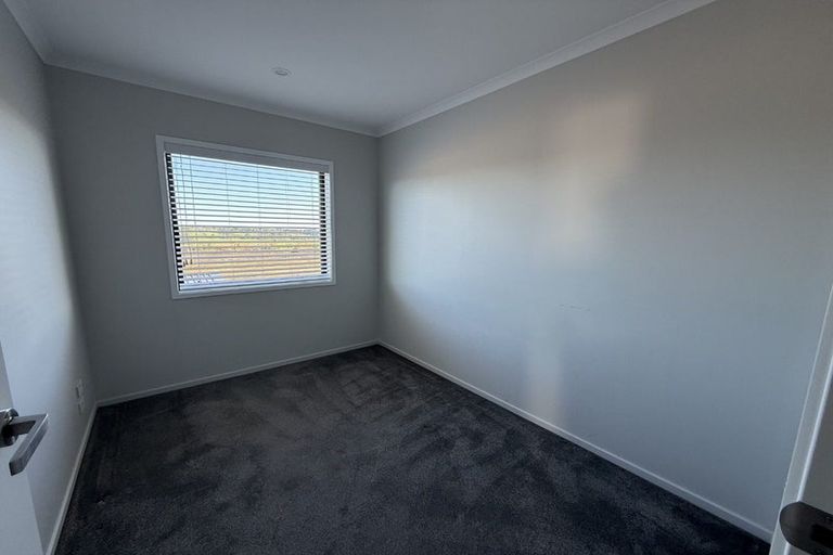 Photo of property in 10 Pukewhero Rise, Westgate, Auckland, 0614