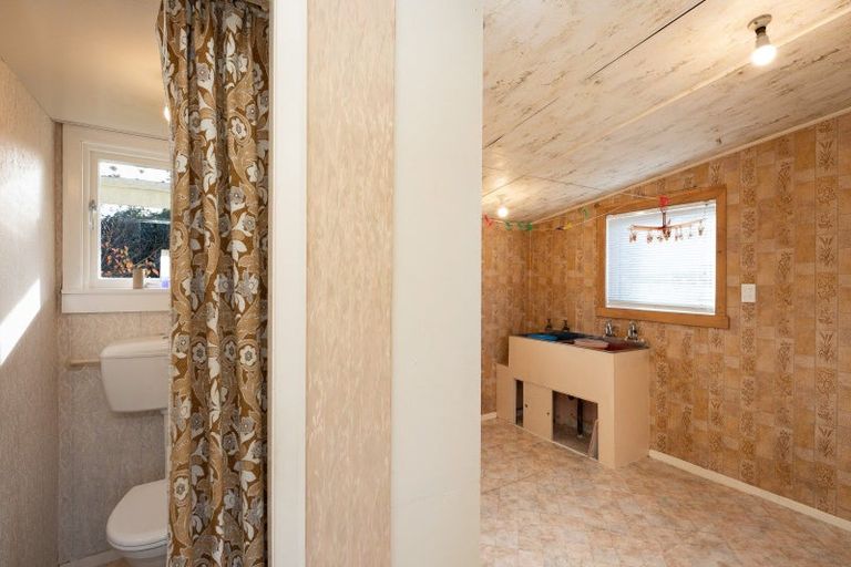 Photo of property in 66 Rahui Road, Otaki, 5512