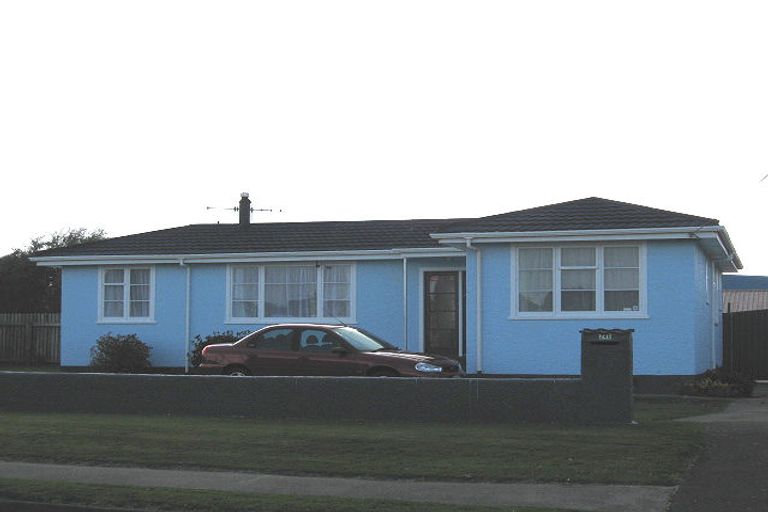 Photo of property in 240 Cornfoot Street, Castlecliff, Whanganui, 4501