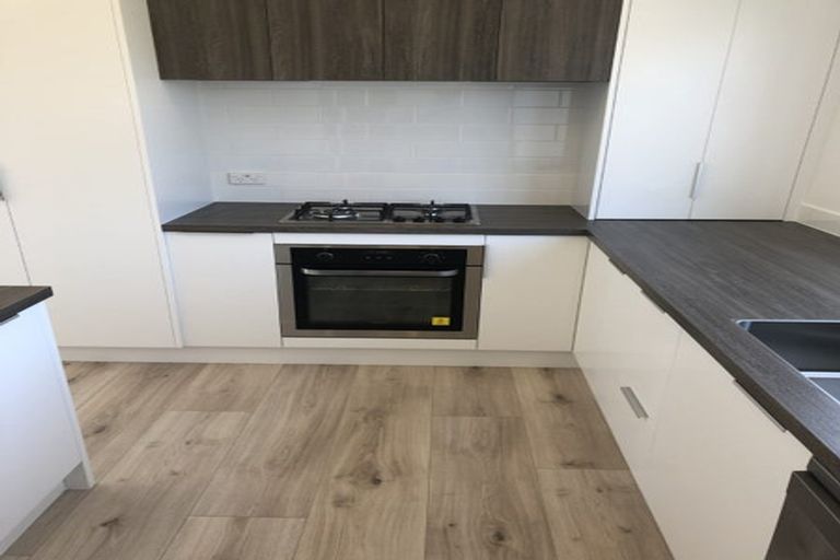 Photo of property in 33 Pepene Avenue, Takanini, 2112