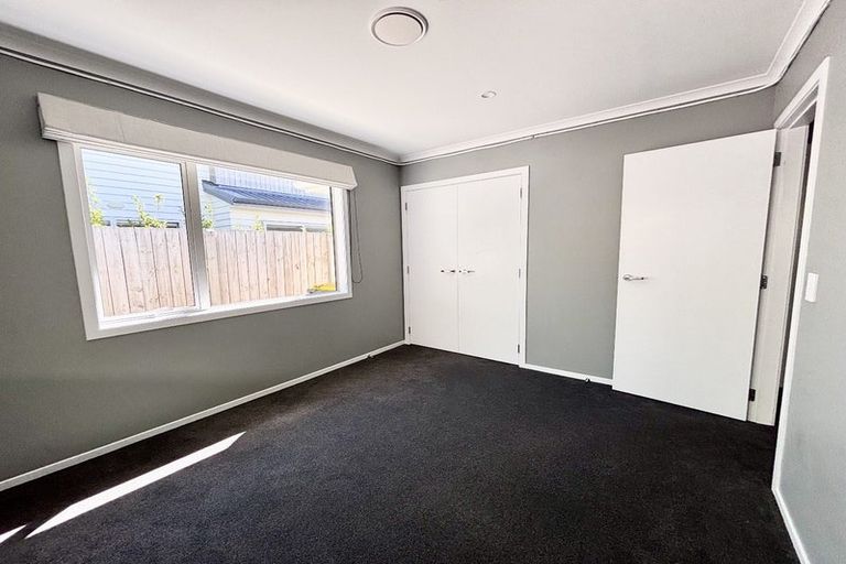 Photo of property in 3 Grovedale Square, Wainuiomata, Lower Hutt, 5014