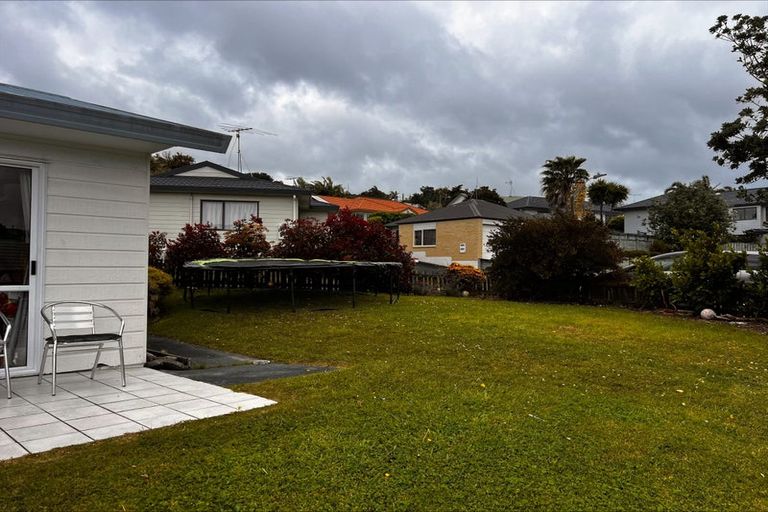 Photo of property in 38 Charlotte Street, Stanmore Bay, Whangaparaoa, 0932