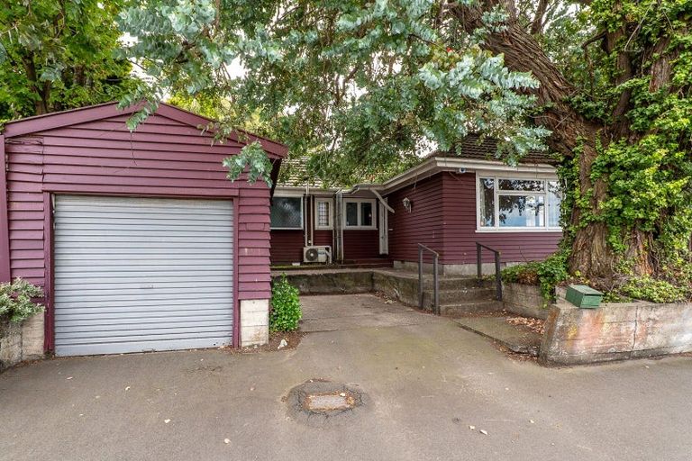 Photo of property in 325 Wainoni Road, Avondale, Christchurch, 8061