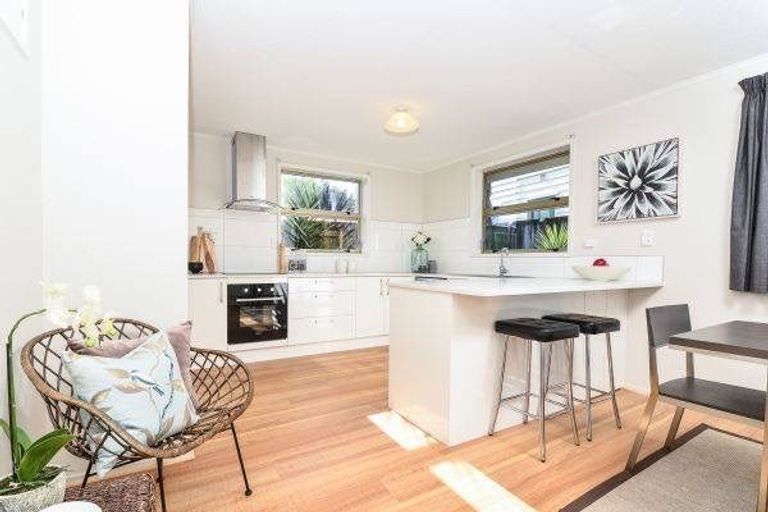 Photo of property in 952a Heaphy Terrace, Fairfield, Hamilton, 3214