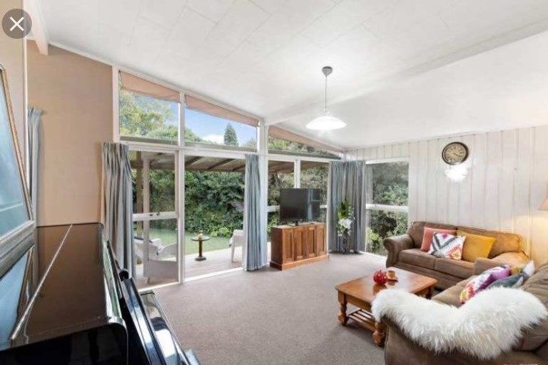 Photo of property in 5 Holbrook Place, Cockle Bay, Auckland, 2014