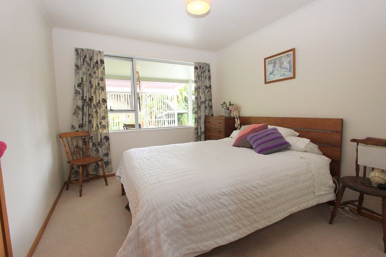 Photo of property in 38 Holdaway Street, Riversdale, Blenheim, 7201