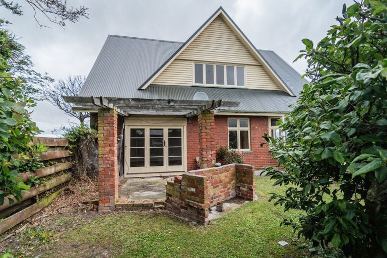Photo of property in 42 Oxford Street, West End, Timaru, 7910