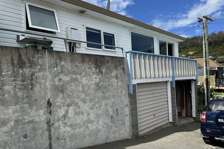 Photo of property in 18a Ripon Street, Lyttelton, 8082