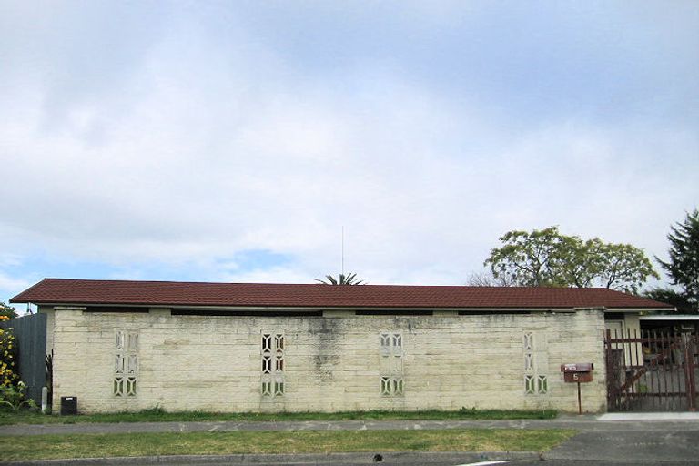 Photo of property in 5 Myers Place, Tamatea, Napier, 4112