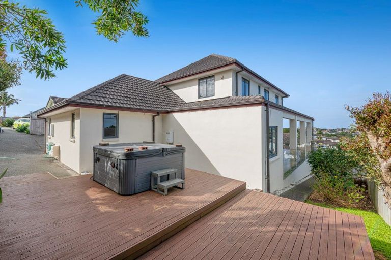 Photo of property in 103 Alec Craig Way, Gulf Harbour, Whangaparaoa, 0930