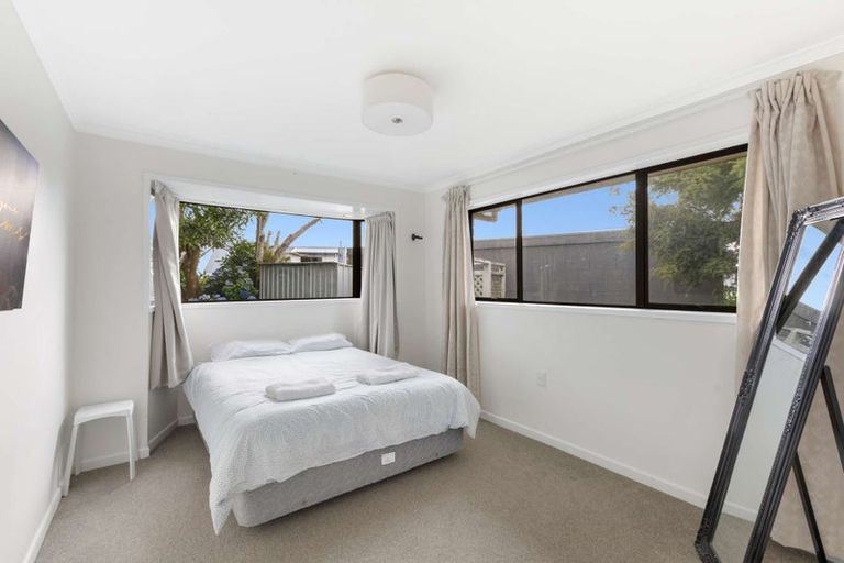 Photo of property in 12 Ash Place, Whalers Gate, New Plymouth, 4310
