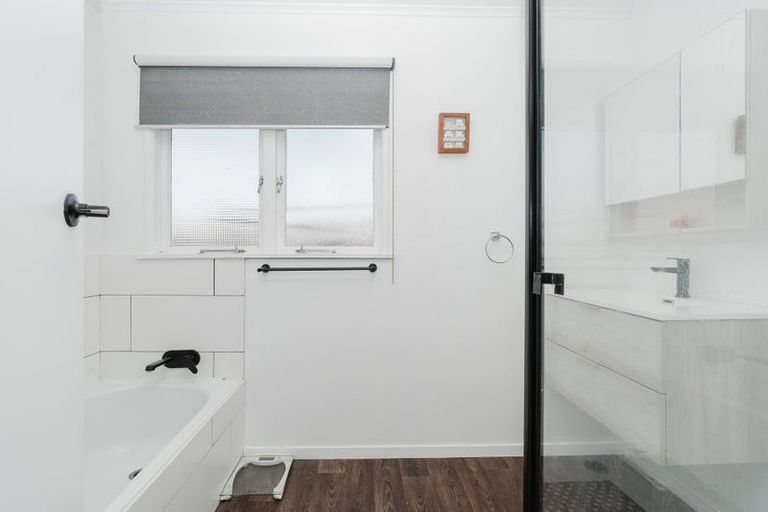 Photo of property in 70 Livingstone Avenue, Nawton, Hamilton, 3200