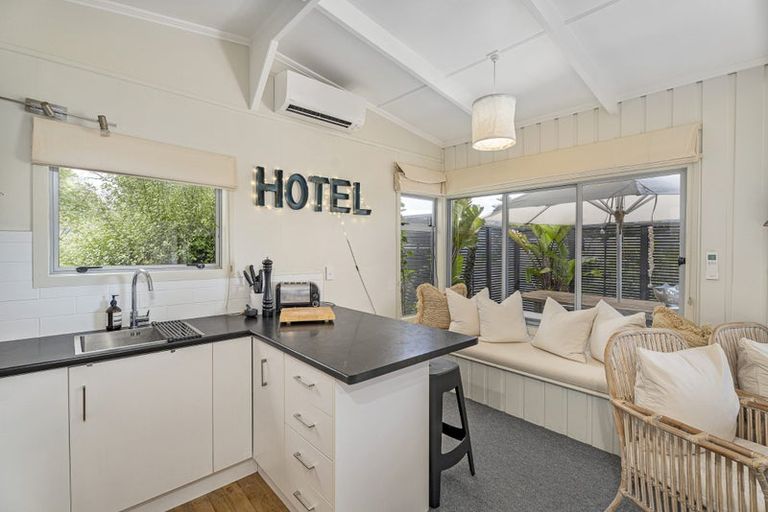 Photo of property in 55 Hornsea Road, Tairua, 3508