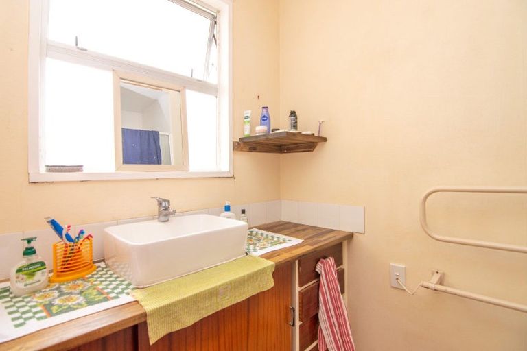 Photo of property in 175 Park Road, West End, Palmerston North, 4410