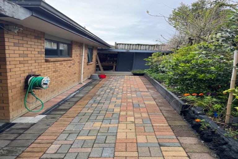 Photo of property in 54 Magic Way, Randwick Park, Auckland, 2105