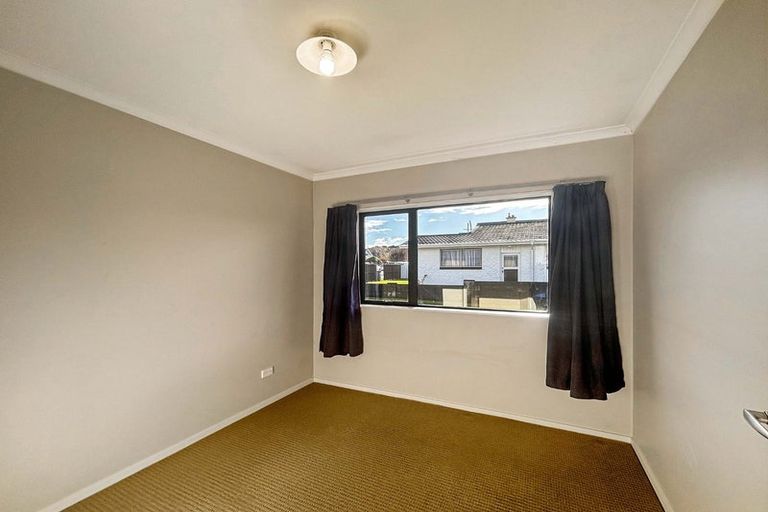Photo of property in 73 Macmaster Street, Richmond, Invercargill, 9810