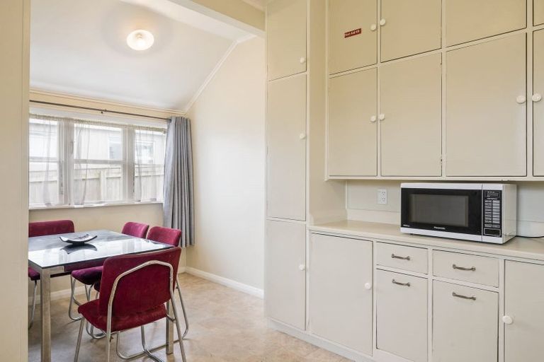 Photo of property in 38 Marine Parade, Otaki Beach, Otaki, 5512