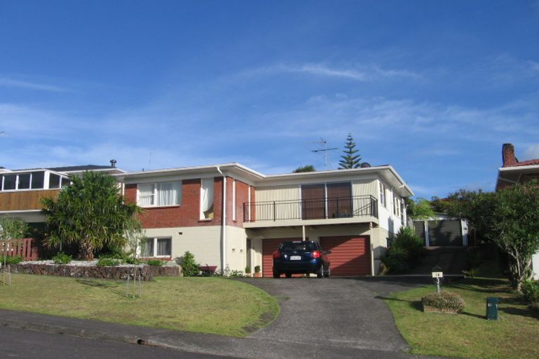Photo of property in 14 Welland Place, Hillcrest, Auckland, 0627