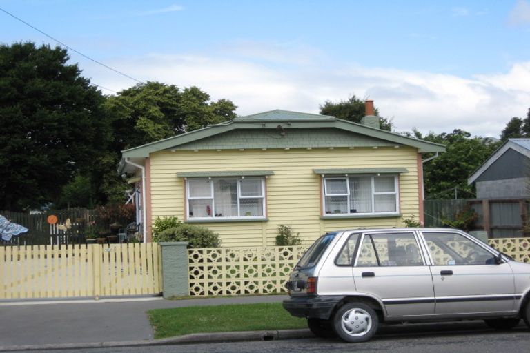 Photo of property in 10 Smith Street, Woolston, Christchurch, 8062