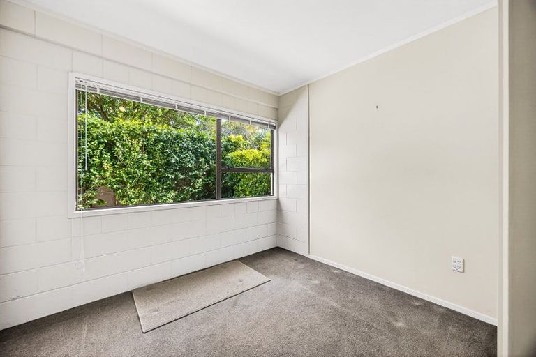 Photo of property in 2/13 Muritai Road, Milford, Auckland, 0620